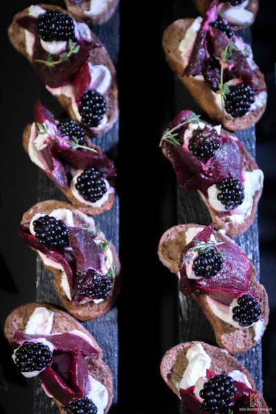 Platte mit Fingerfood